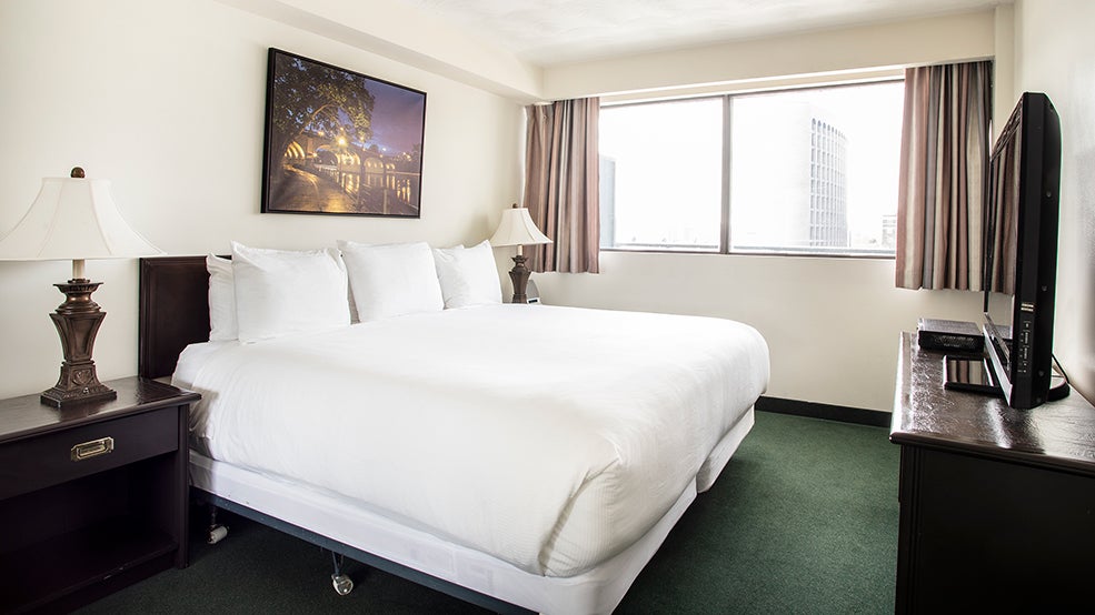 Business Inn &amp; Suites