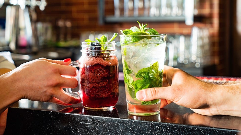 friends drinking mocktail in the bar